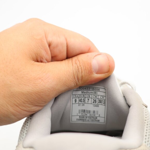 Brooks Ghost Max SE Women's Size 9 B Gray Athletic Running Shoes Sneaker Cushion - Picture 3 of 10